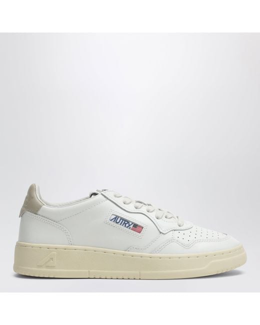 Autry White Medalist Low Sneakers