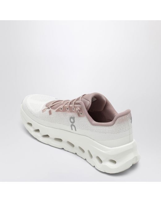 On Shoes White Sneakers Cloudtilt Biscuit/Ivory