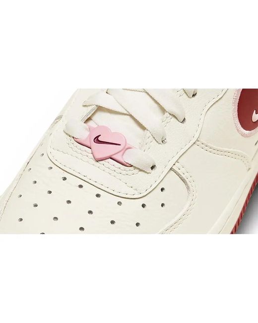 Nike Air Force 1 Low Valentine's Day (2023) (w) in White | Lyst