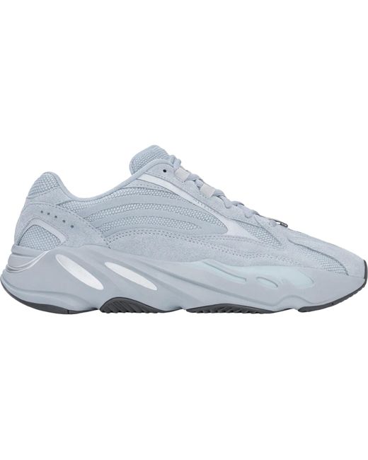 yeezy 700 hospital