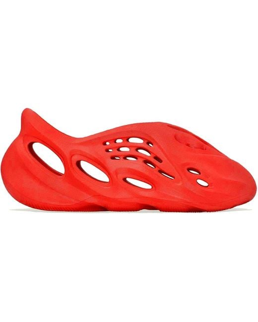 adidas Yeezy Foam Runner Vermillion in Red | Lyst UK