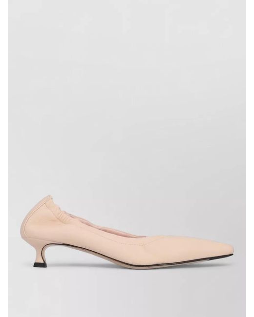 LA ROSE Natural Kitten Heel Pumps Pointed Toe Lightweight Design