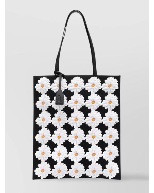 【MOSCHINO】デイジートート Moschino Daisy Floral Appliqué Tote Bag in White | Lyst