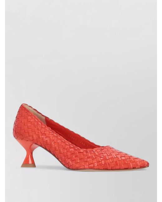 LA ROSE Red Carol Pumps Pointed Toe Wooden Heel