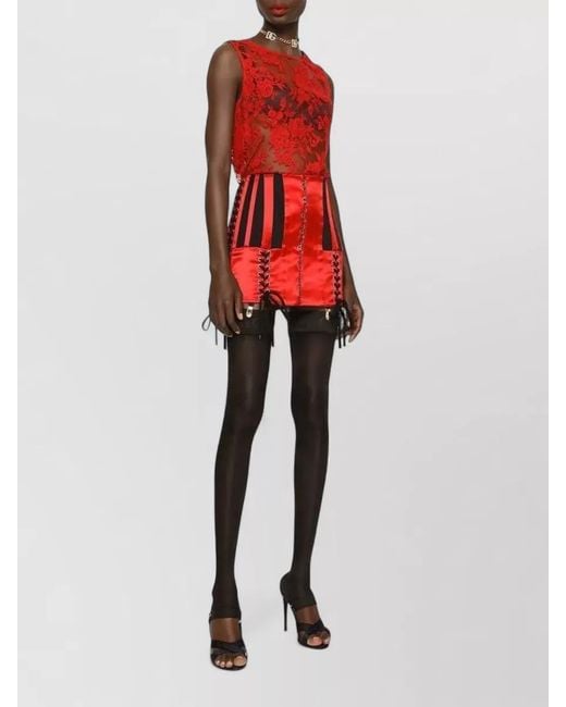 Dolce & Gabbana Red Round Neck Sleeveless Bodycon Chantilly Lace Dress