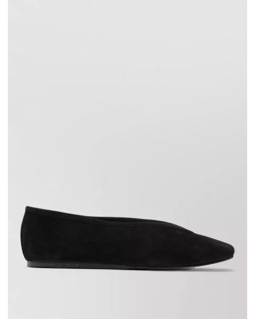 Manebí Black Suede Ballet Flats Round Toe Design