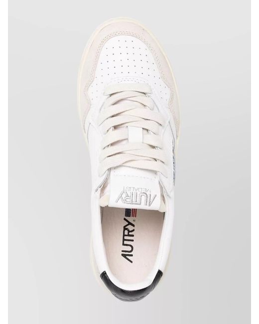 Autry Natural Leather Medalist Low-Top Sneakers