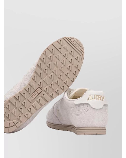 Autry Natural Leather Low-Top Sneakers