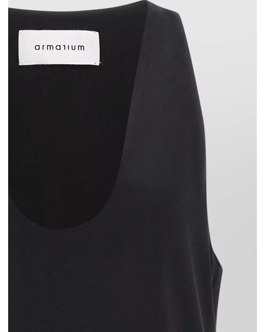 ARMARIUM Black Bianca Scoop Neck Sleeveless Plain Top