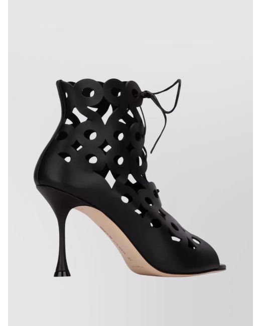 Manolo Blahnik Black Pumps