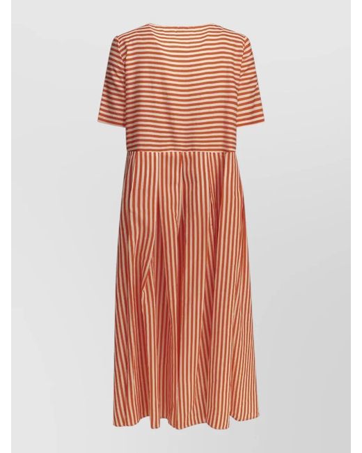Apuntob Multicolor Short Sleeves Round Neckline Striped Pleated Dress