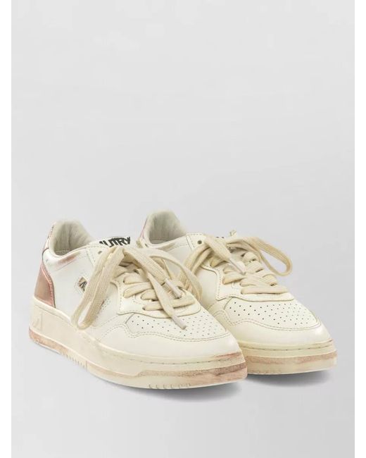 Autry Natural Leather Medalist Low Super Vintage Low Top Sneakers