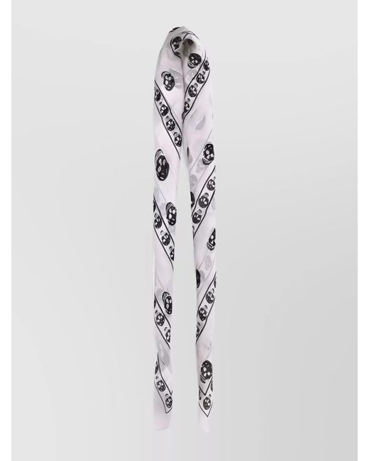 McQueen White Wool Skull Scarf