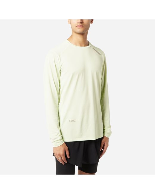 Soar Running Long Sleeve Tech Tshirt in Green for Men Lyst Australia