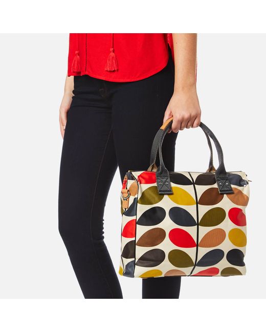 Orla Kiely Stem Zip Messenger Bag | Lyst