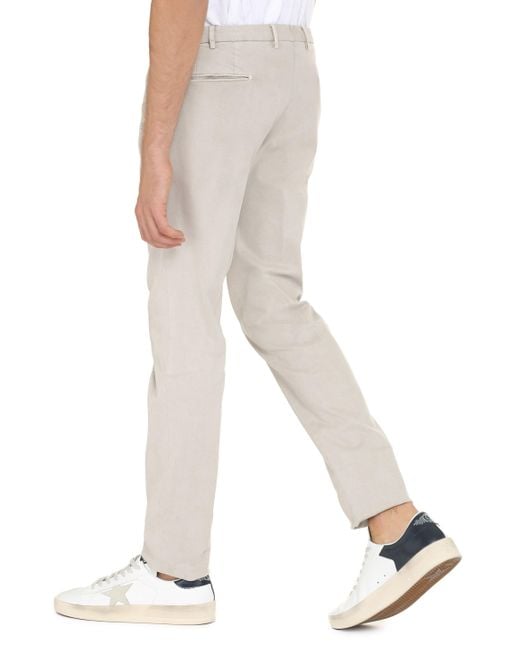 THE (Alphabet) Gray Chino Trousers for men