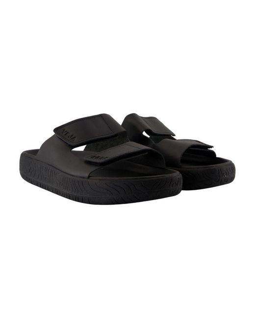 Veja Black Etna Sandals
