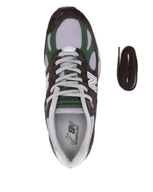 New Balance Black Sneakers