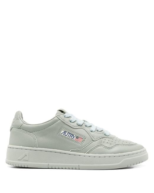 Autry Gray Medalist Low Wom Solidgoat Shoes