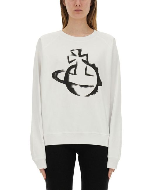 スウェット・トレーナー [Vivienne Westwood]. STENCIL ORB RAGLAN SWEATSHIRT Vivienne Westwood Stencil Orb Sweatshirt Black | Mainline