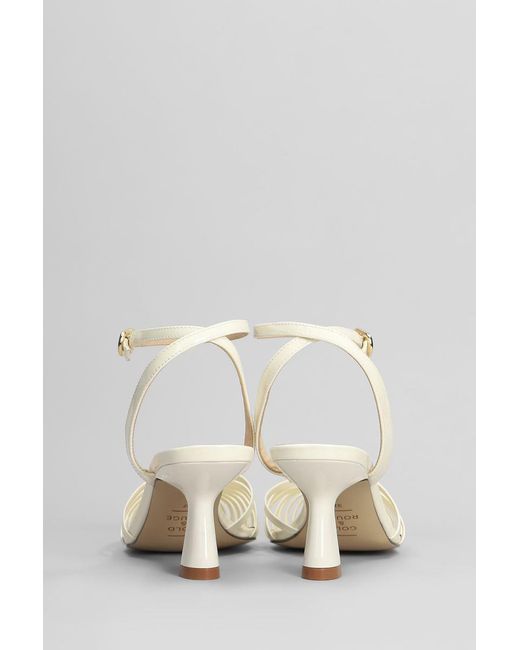 GOLD&ROUGE White Daisy Pumps