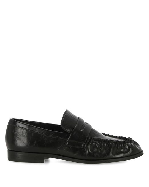 Steve Madden Black Flat Shoes