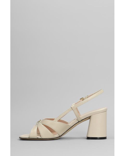 Evaluna Natural Sandals