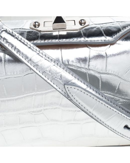 Alexander McQueen Silver Croc Embossed Patent Leather Box 16 Shoulder Bag in Metallic - Lyst