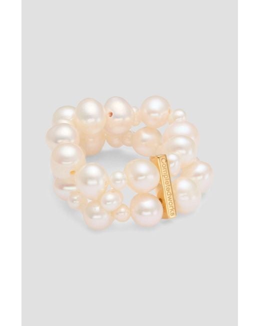 Completedworks White Vergoldeter ring mit perlen