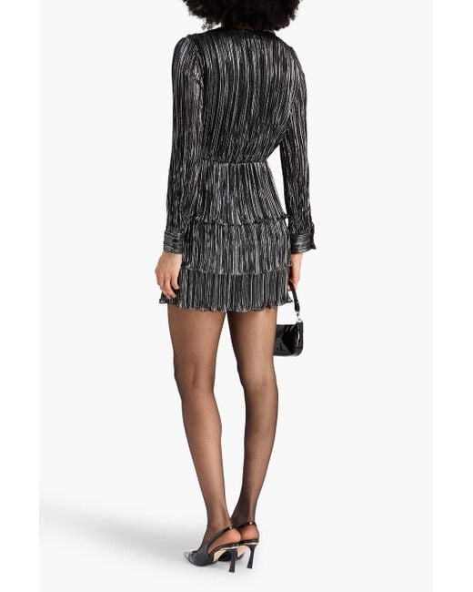 Claudie Pierlot Black Minikleid aus plissiertem metallic-chiffon mit wickeleffekt