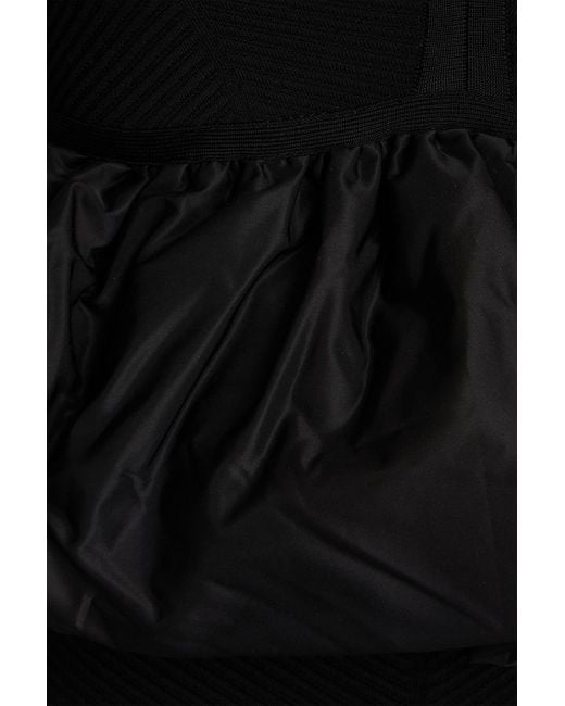 Hervé Léger Black Robe aus strick und satin mit rüschen