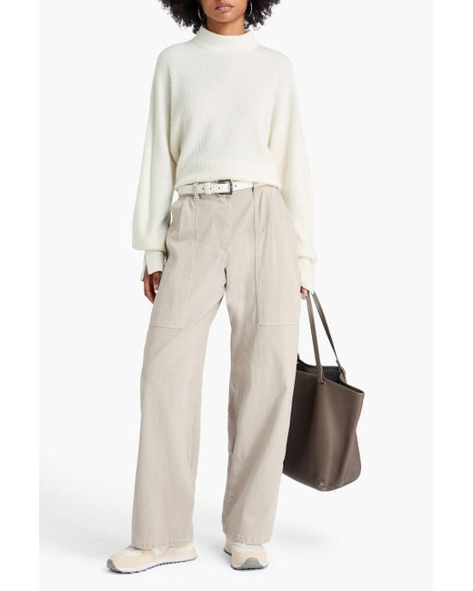 Brunello Cucinelli White Rollkragenpullover aus geripptem kaschmir mit zierperlen