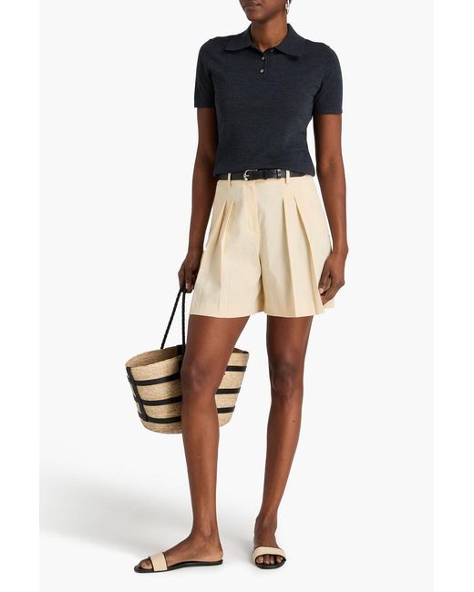Theory Natural Pleated Linen-blend Shorts