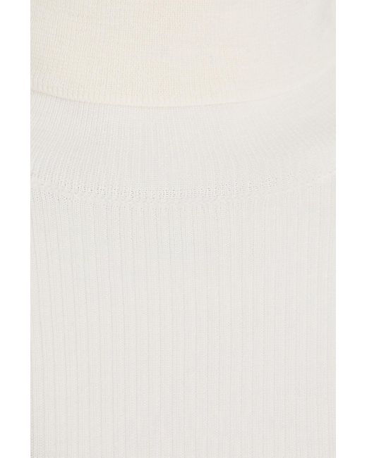 Theory White Ribbed Merino Wool Turtleneck Sweater