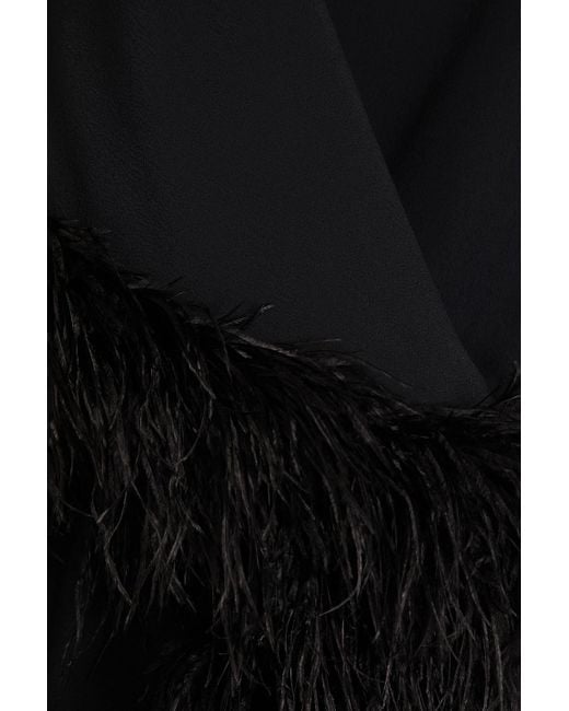 Cult Gaia Black Myrtle kleid aus crêpe mit asymmetrischer schulterpartie und federverzierung