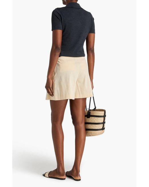 Theory Natural Pleated Linen-blend Shorts