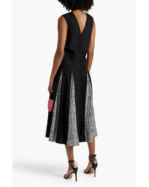 10 Crosby Derek Lam Black Ella midikleid aus baumwollpopeline mit falten und print