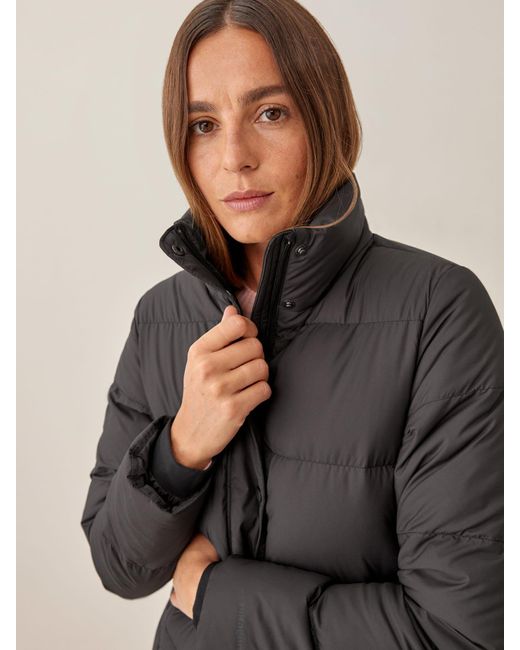 Reformation Patagonia W's Silent Down Jacket in Black