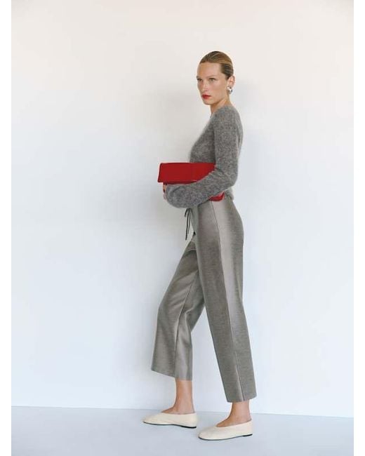Reformation Natural Blaine Flat