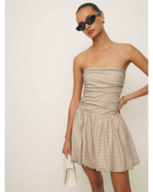 Reformation Clea Dress Clea Dress 水玉ミニドレス (肩紐なし) Reformation Clea Dress in Natural | Lyst UK