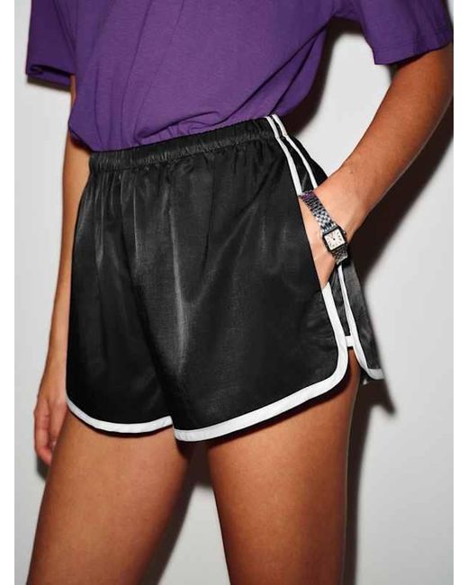 Reformation Red Scottie Short