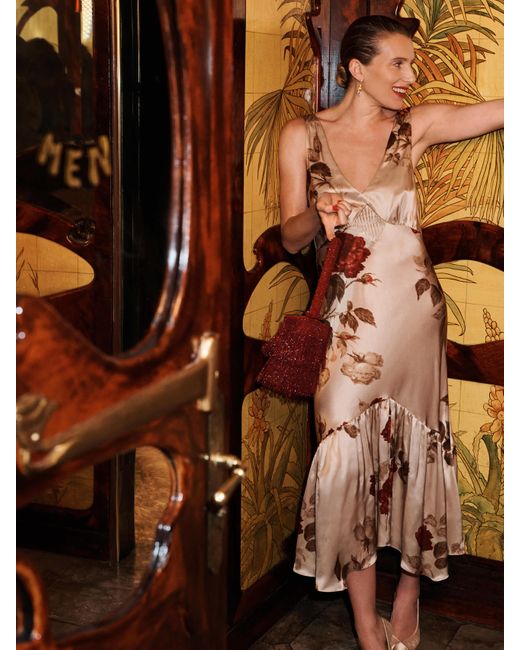 what color socks with brown shoes and blue dress pants 1930's-40's Brown Silk Crepe Dress