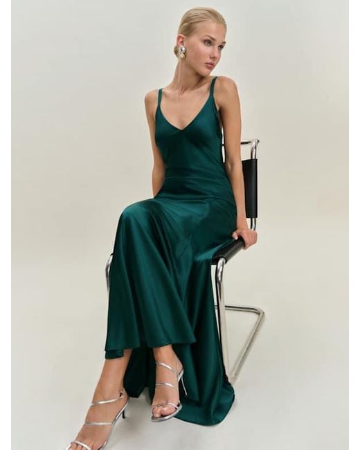 taylor silk dress reformation Reformation Dresses | Nwt Reformation X Camille Rowe Taylor V-Neck Silk Maxi Dress In Leaf | Color: Green