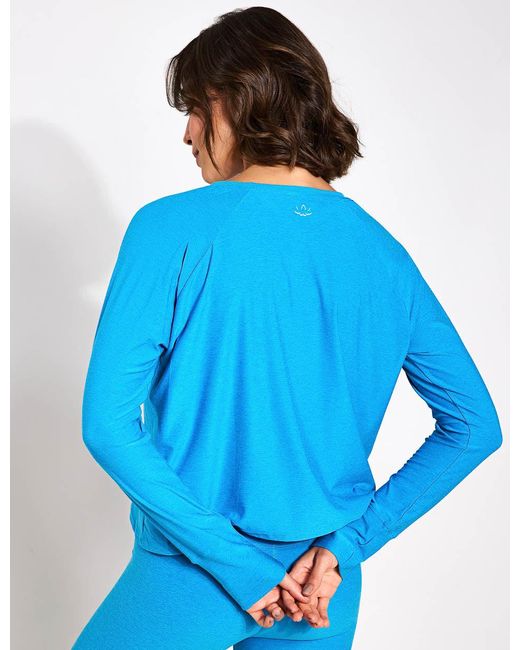 Beyond Yoga Blue Featherweight Daydreamer Pullover