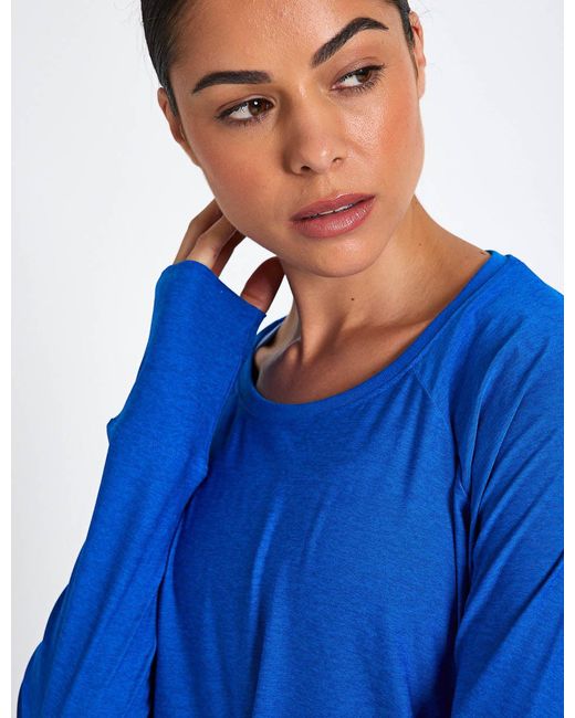 Beyond Yoga Blue Women's Featherweight Daydreamer Pullover