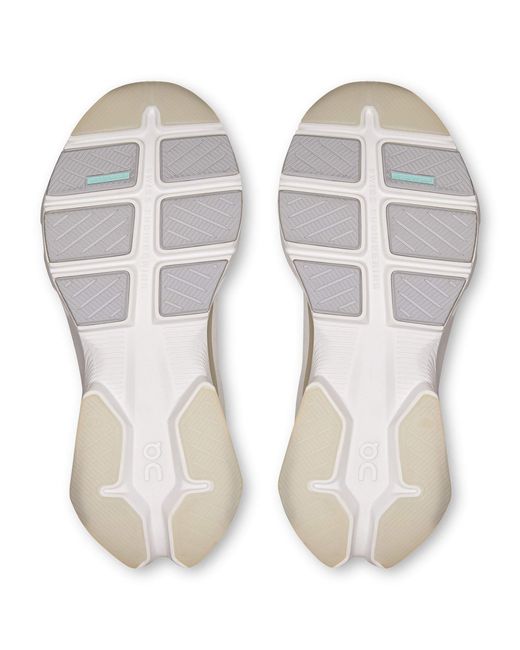 On Shoes White Women's Cloudpulse 2