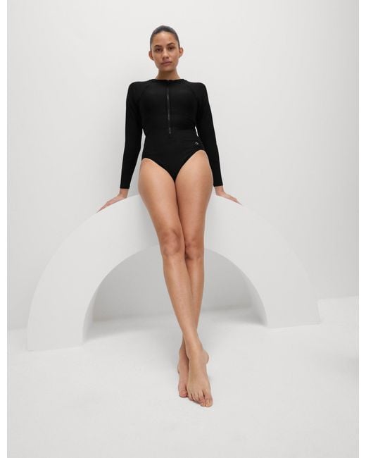 GOODMOVE Black Women's Scuba Padded Long Sleeve Swimsuit