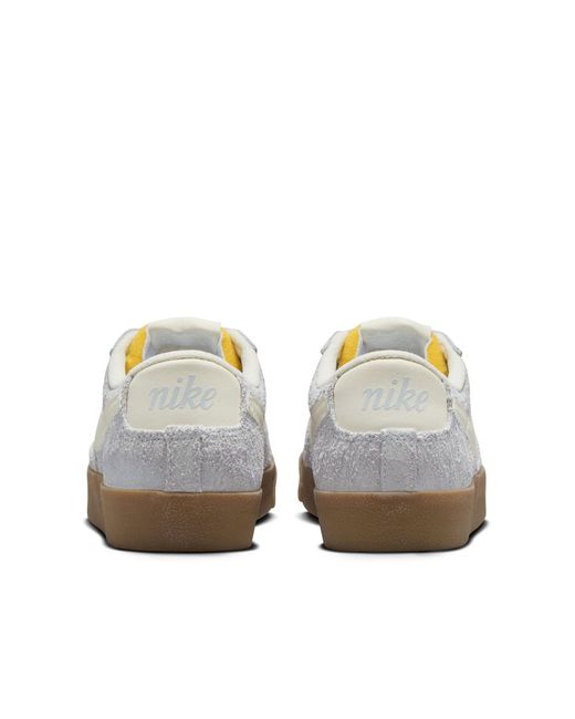 Nike White Women's Blazer Low '77 Vintage Shoes