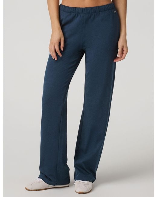 vuori Blue Women's Modern Straight Leg Pant