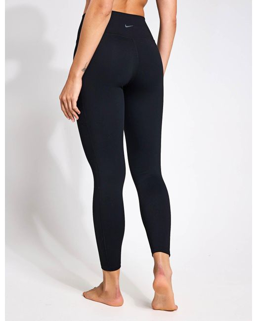 Nike Blue Women's One High Waisted 7/8 leggings With Pockets